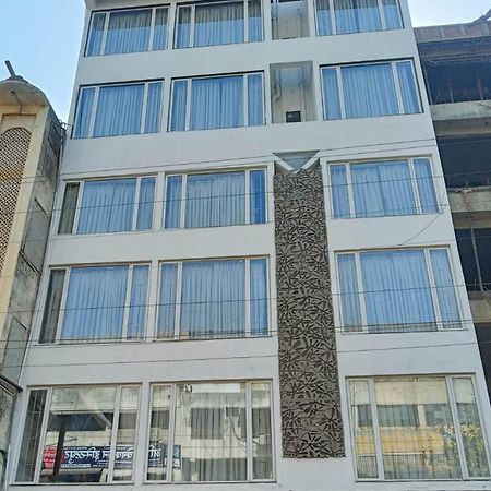 Hotel Ramniwas Jālgaon Екстериор снимка