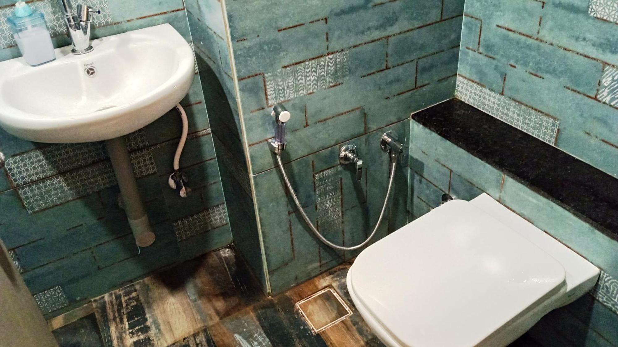Hotel Ramniwas Jālgaon Екстериор снимка